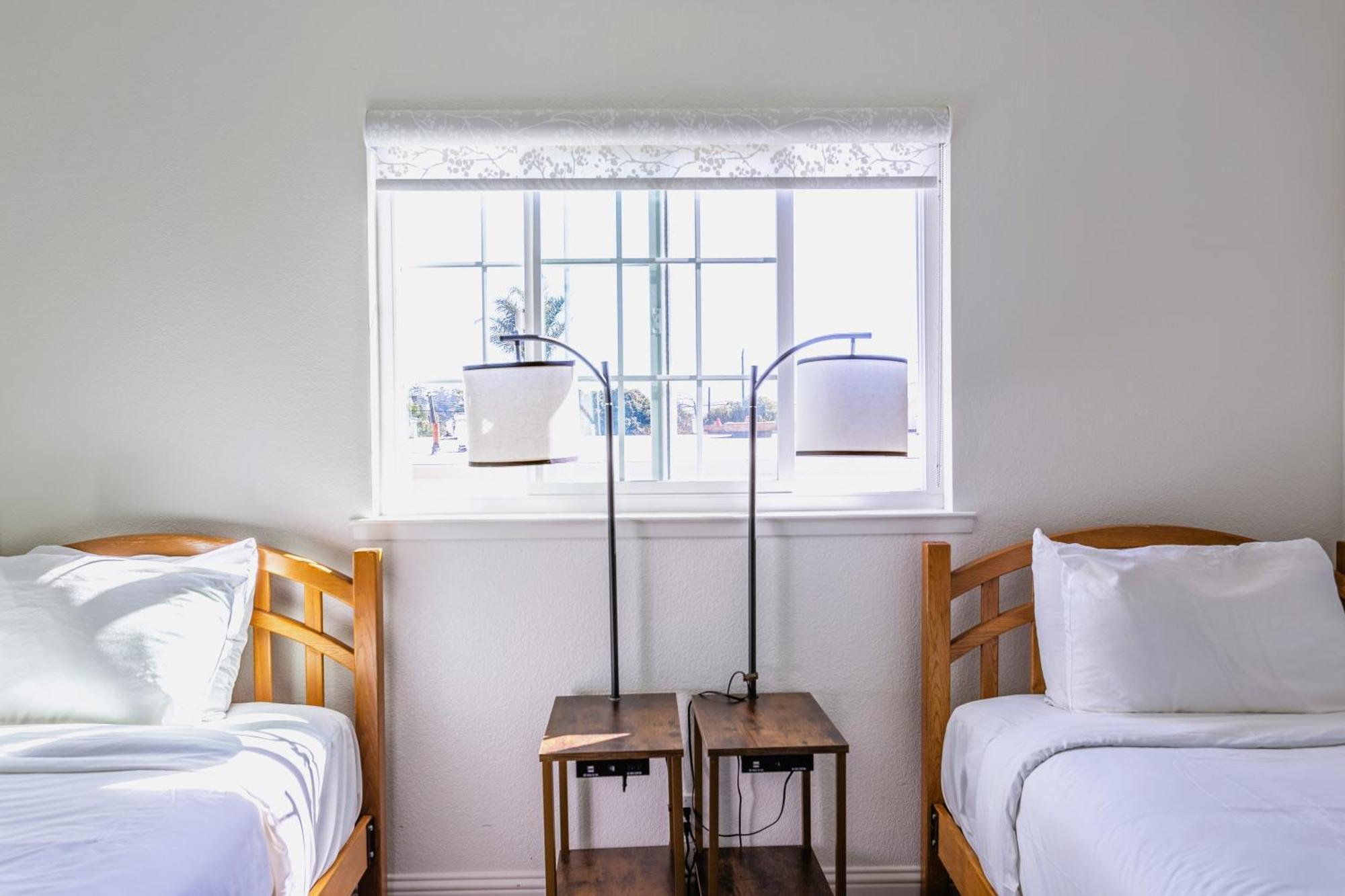 Coastal Breeze Inn Морро-Бей Екстер'єр фото